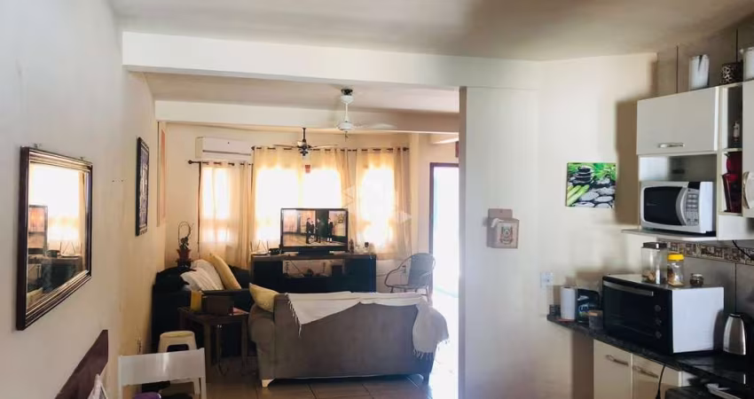 Casa Sobrado 3 quartos no Bairro Hípica, em Porto Alegre