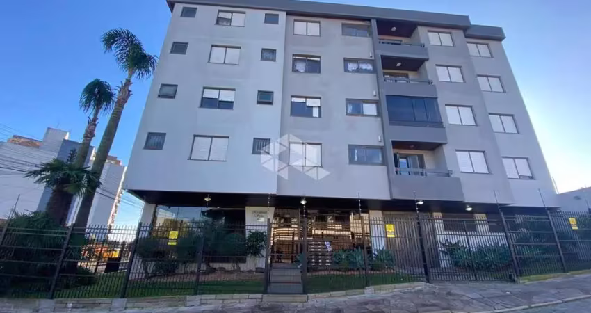 Apartamento com 3 dormitórios sendo um suite, com 96 m² no Bairro Madureira.