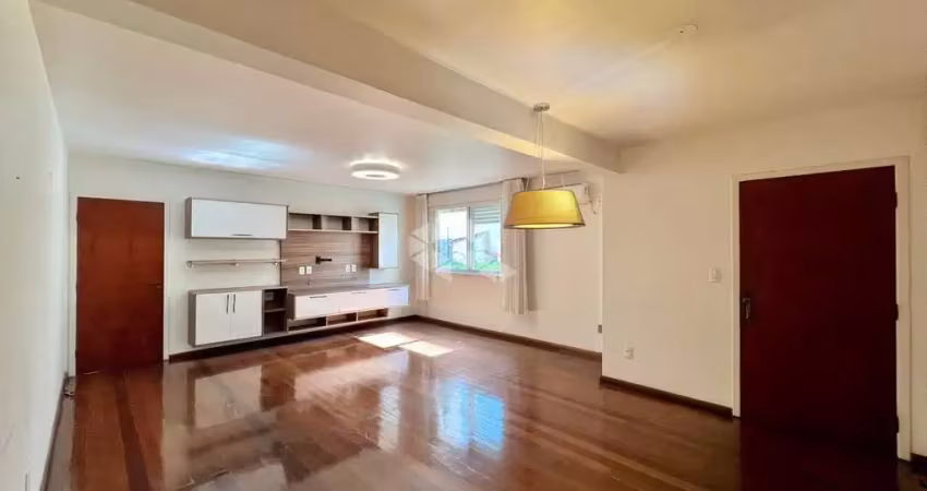 Excelente apartamento de 2 dormitórios + dependência transformada em suíte no bairro fátima!