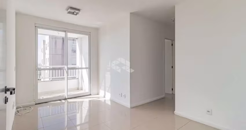 Apartamento de 2 dormitórios/quartos com sacada e 1 vaga de garagem coberta no bairro humaitá em porto alegre