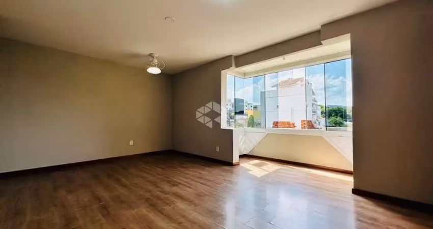 Apartamento de 2 quartos com suíte e vaga de garagem à venda em santa maria