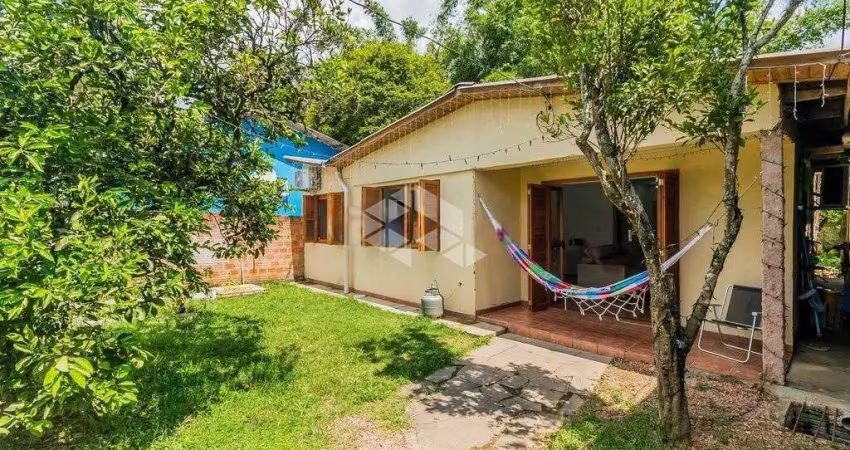 Casa 2 quartos, piscina e 1175m2 de terreno na lomba pinheiro