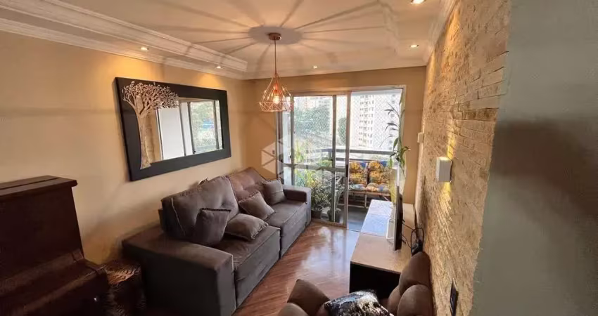 Apartamento à venda com 70m², 3 dormitórios e 2 vagas