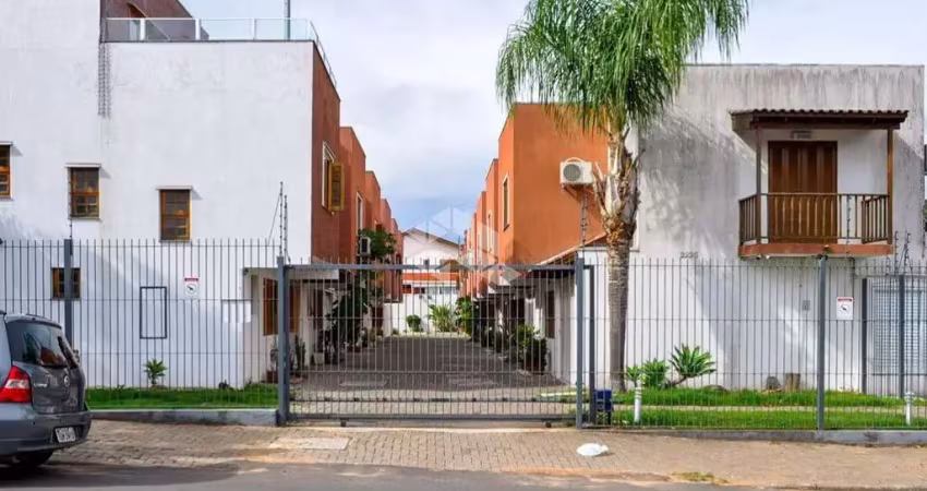Casa em condomínio 3 dormitórios, sendo 1 suíte, 2 vagas no bairro tristeza