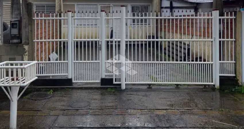 Casa com 45m², 2 quartos, 2vagas de garagem no bairro três marias -  esteio rs