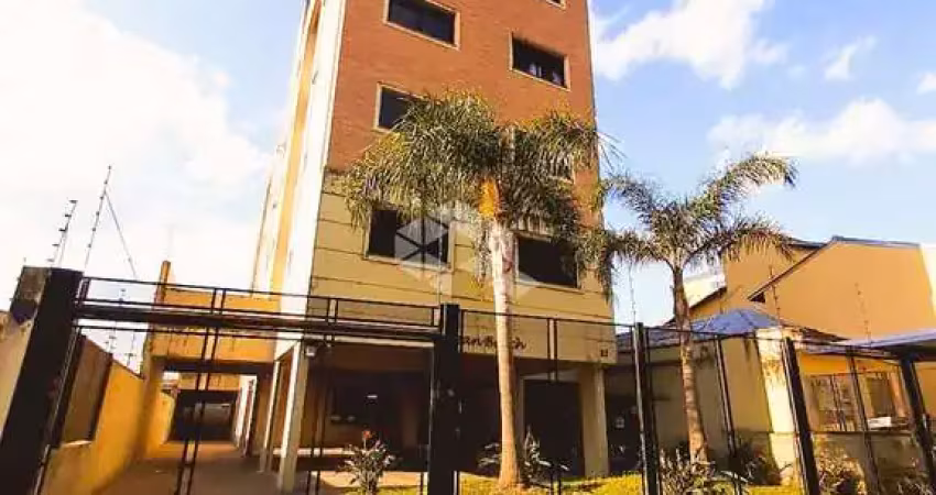 Apartamento à venda, com 1 dormitório, amplo terraço e vaga de garagem, junto à puc