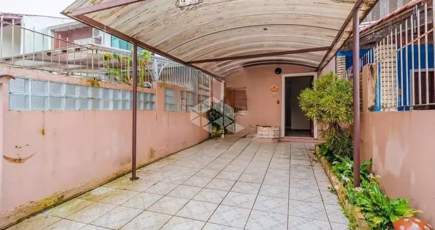 Casa estilo sobrado - 2 dormitórios e 2 banheiros - hipica, zona sul de poa