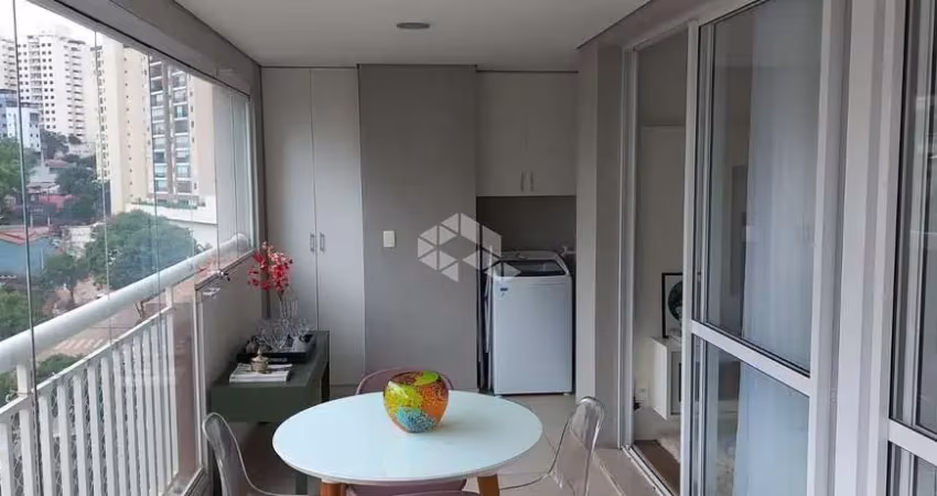Ápartamento á venda com 02 dormitórios, sendo 01 suíte, 02 banheiros, 01 vaga no bosque da saúde