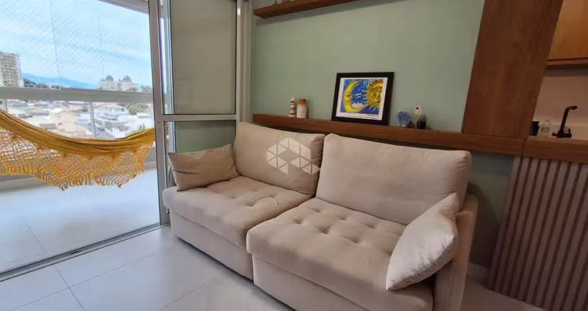 Apartamento com 3 quartos sendo 2 suítes 2 vagas sacada com churrasqueira e lazer completo no canto em florianópolis