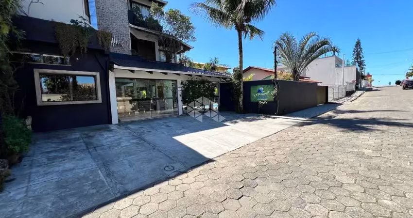Casa sobrado com piscina - prainha em são francisco do sul, sc