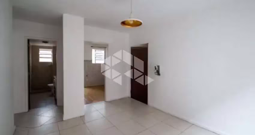 Apartamento de 2 dormitórios, com vaga, no bairro cristal, na campos velho, ótima localização