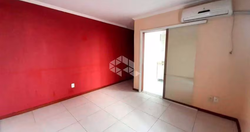 Apartamento todo reformado com 1 domitório, split, banheiros com ventilação direta