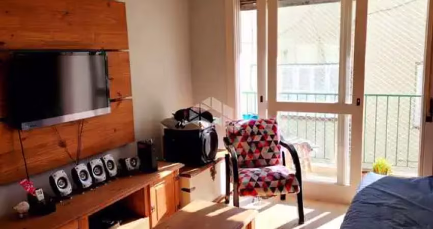 Apartamento 1 dormitório com sacada e garagem no menino deus