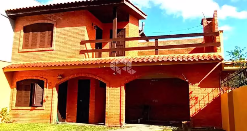 Sobrado com 03 quartos -02 vagas -jardim são pedro -porto alegre