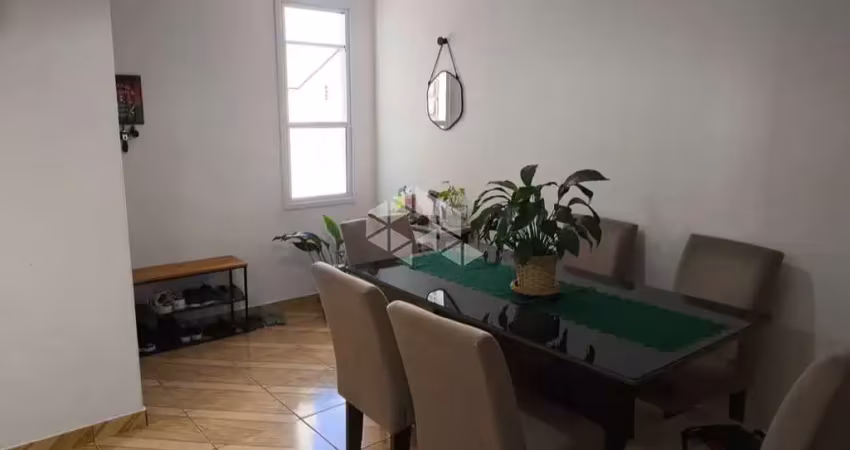 Apartamento a venda na cidade de pelotas, 2 dormitórios, 1 banheiro,