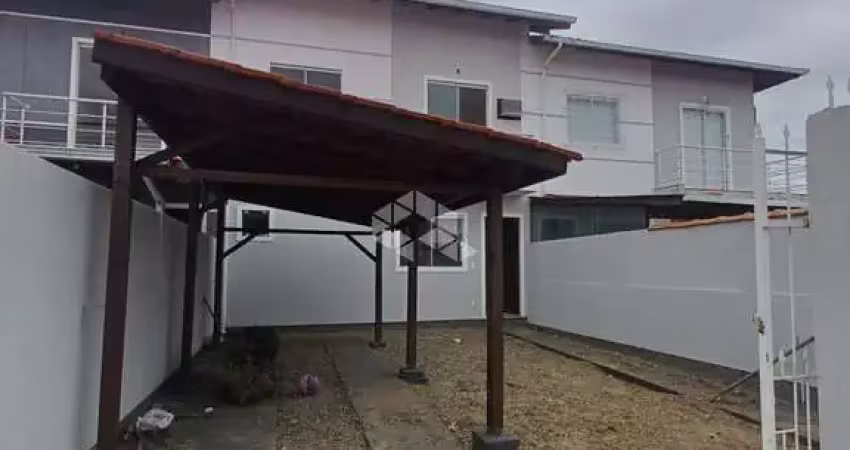 Casa sobrado, 02 quartos, à venda, bairro barra do aririú, palhoça sc