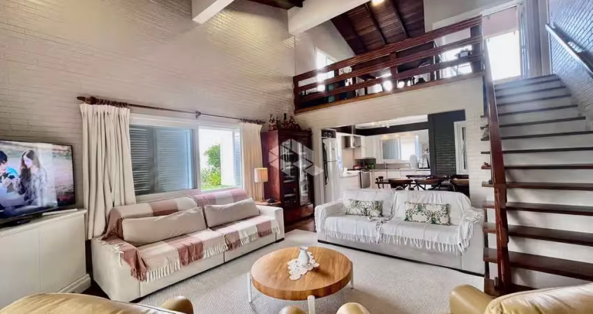 Casa à venda em rainha do mar, xangri-lá, com 5 quartos (3 suítes), piscina e vista para o mar
