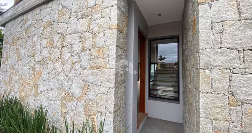 Casa à venda de 153m2 com 3 suítes no bairro panorâmico em garopaba
