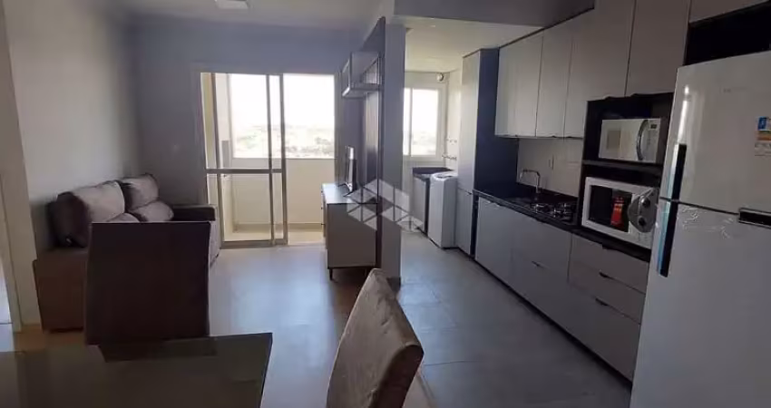 Apartamento novo, com mobília e eletrodomésticos com lacre de loja