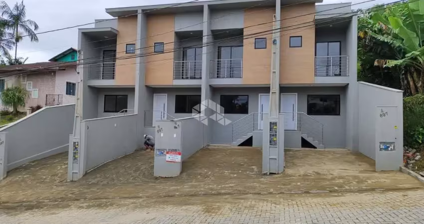 Casa com 2 quartos à venda na Rua Guararapes, 697, Floresta, Joinville