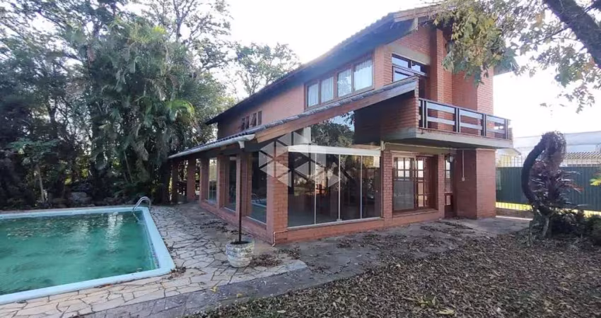 Belíssima residência com estilo de construção rústico.