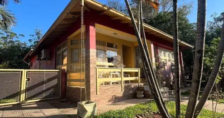 Casa em condomínio fechado com 4 quartos à venda na Estrada Capitão Gentil Machado de Godoy, 4500, Vila Elsa, Viamão
