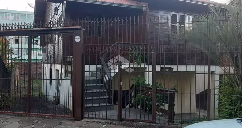 Casa com 3 dormitórios 1 suíte no bairro são pelegrino, caxias do sul