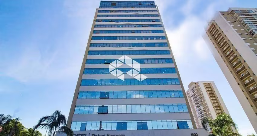 Sala comercial no rossi fiateci com vaga em andar alto, com vaga e vista panorâmica.