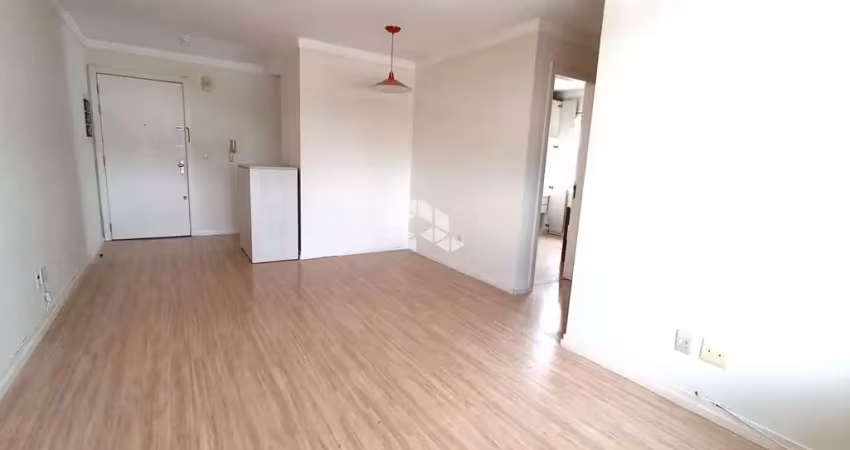 Dois dormitórios, andar alto com  1 vaga no centro histórico