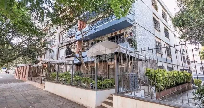 Amplo apartamento térreo com 3 dormitórios/quartos no bairro santa cecilia.