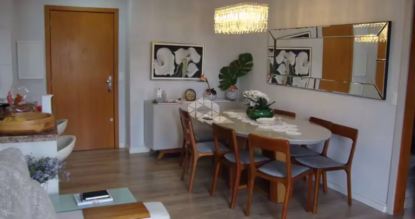 Apartamento 02 dormitórios com 70m² privativos,  box duplo cobertos