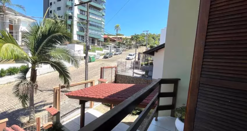Duplex semimobiliado 02 dormitórios no bairro santo inácio