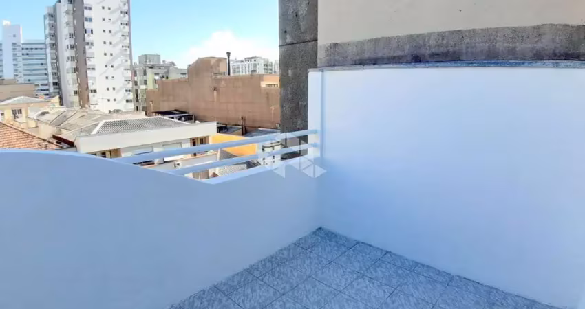 Sala comercial duplex, com terraço privativo, no bairro bom fim, junto a redenção