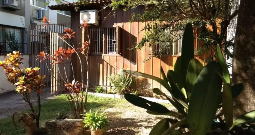 Casa mista de 2 quartos no bairro mont serrat próximo ao zaffari da anita garibaldi