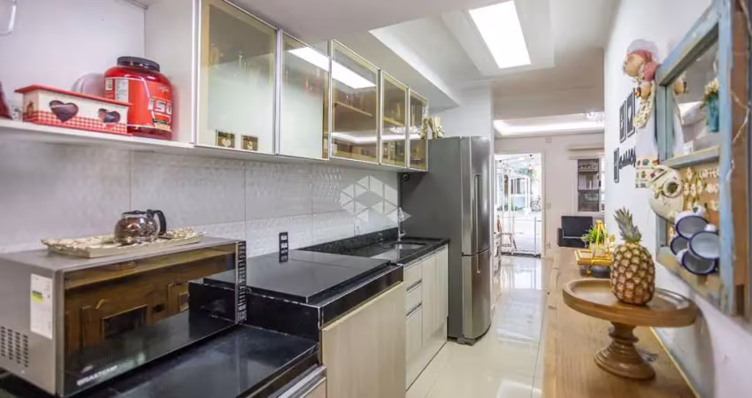 Sobrado de 3 dormitórios, sala de estar e jantar no bairro rio branco/canoas.