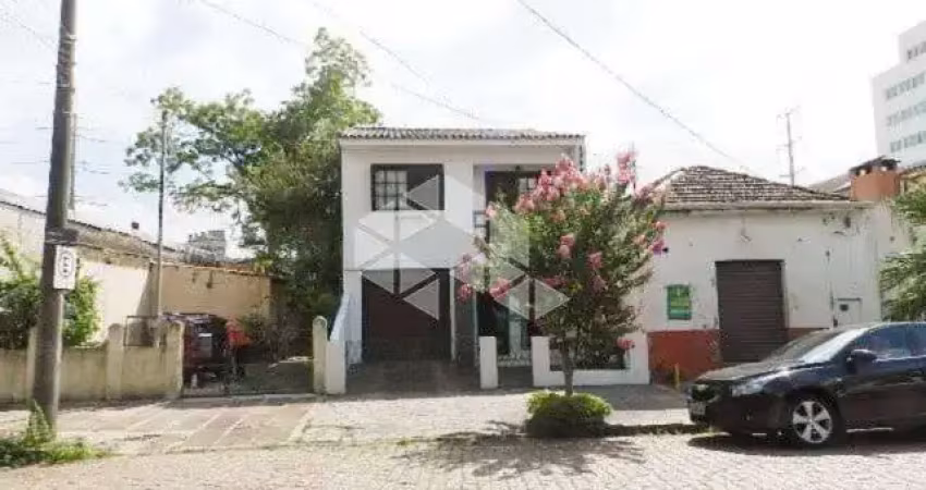 Casa com 3 quartos à venda na Rua Livramento, 262, Santana, Porto Alegre