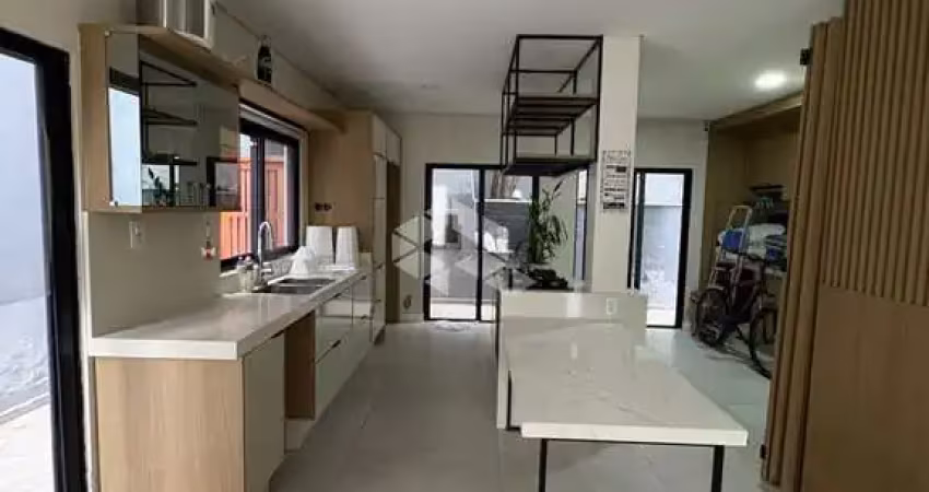 Casa com 2 quartos à venda na Servidão Venâncio Bernardino das Chagas, 5, Campeche, Florianópolis