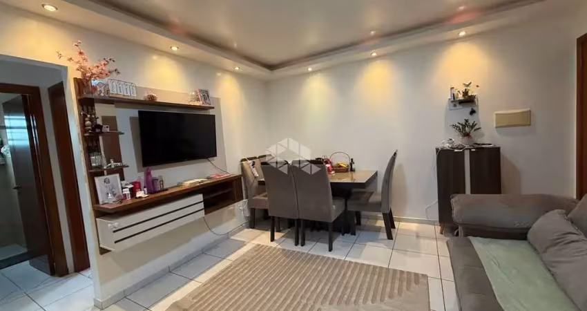 Apartamento 02 dormitórios próximo ao centro, com sacada ampla e fechada