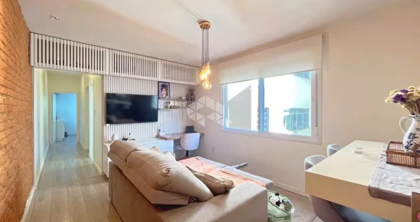 Apartamento 2 quartos reformado e mobiliado no menino deus