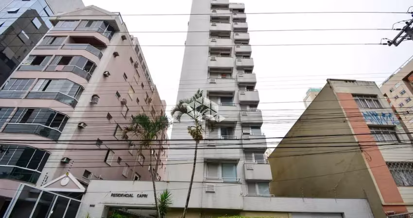 Apartamento 3 quartos 1 suíte com vaga de garagem no centro de florianópolis