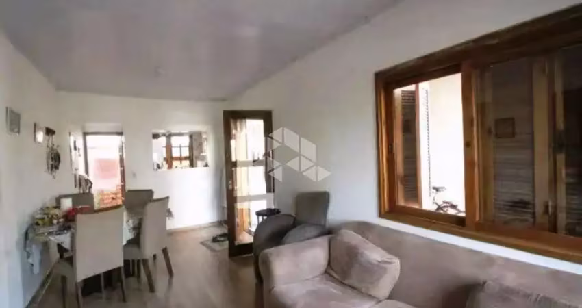Casa / 2 dormitórios / 1 suíte / 1 vaga / olaria / canoas
