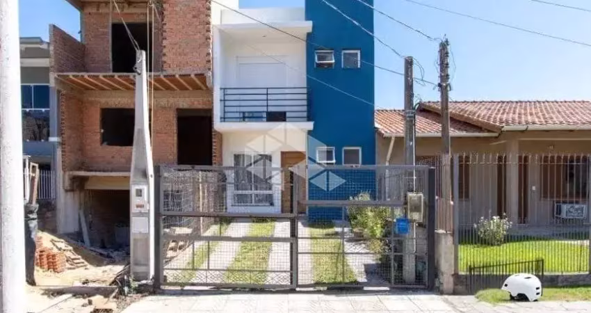 Sobrado com 3 quartos, 3 banheiros, sendo uma suíte . espirito santo