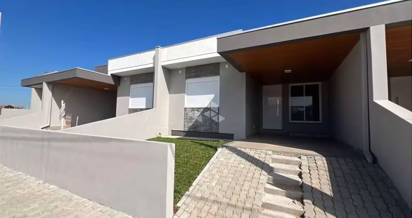 Casa geminada nova, com 2 dormitórios, no bairro linha santa cruz