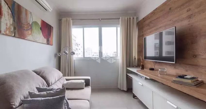 Apartamento mobiliado de 58m² com 2 dormitórios (1 suíte) e 1 vaga no bairro passo da areia