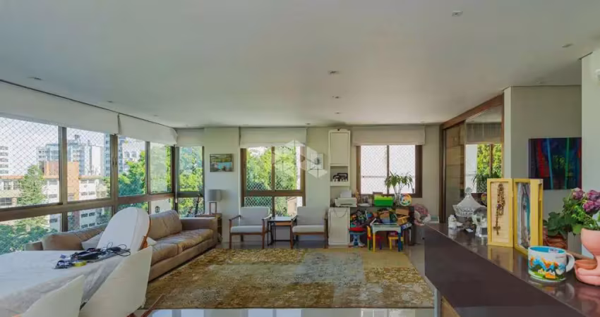 Apartamento com 98m² e 2 dormitórios, 1 suíte, 2 vagas no bairro bela vista em porto alegre para comprar