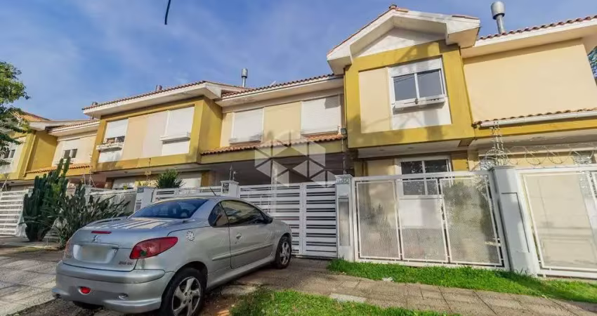 Casa em condomínio fechado com 3 quartos à venda na Rua Cangussu, 680, Nonoai, Porto Alegre