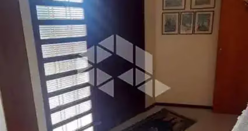 Casa com 3 quartos e 5 banheiros à venda, 249 m² por r$ 1.500.000