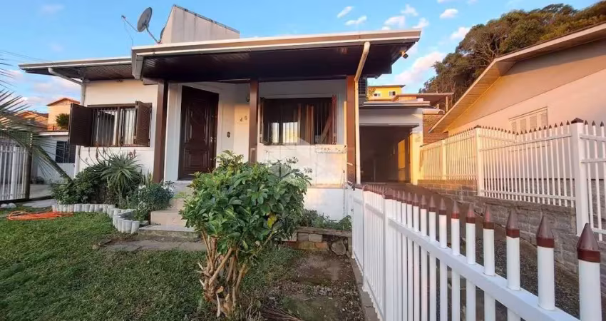 Casa com 3 quartos à venda na Angelo Faé, 468, Cruzeiro, Farroupilha
