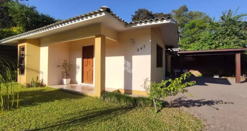 Casa com 2 quartos à venda na Julio Wild, 245, Centro, Vera Cruz