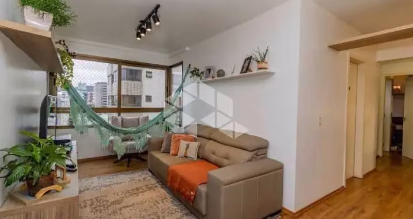 Apartamento com 3 dormitórios (1 suite) no bairro santana em porto alegre